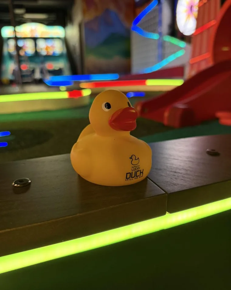 Lucky Duck-anda på minigolfbanen